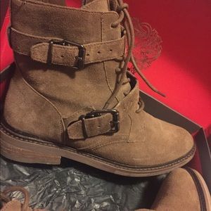 Tan Vince Camuto booties